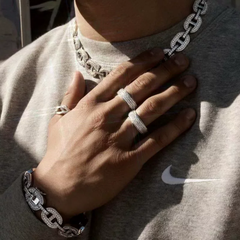Five-row diamond ring