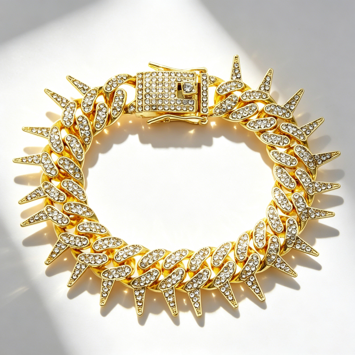 Spiny Cuban diamond-studded bracelet