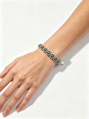 Colorful glass bead bracelet with diamonds