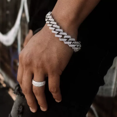Five-row diamond ring